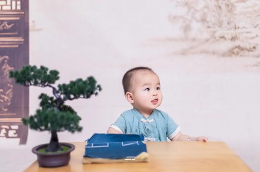 灯塔宝宝喊肚子疼怎么回事