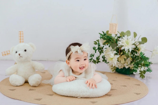 灯塔四个月的孕妇肚子疼